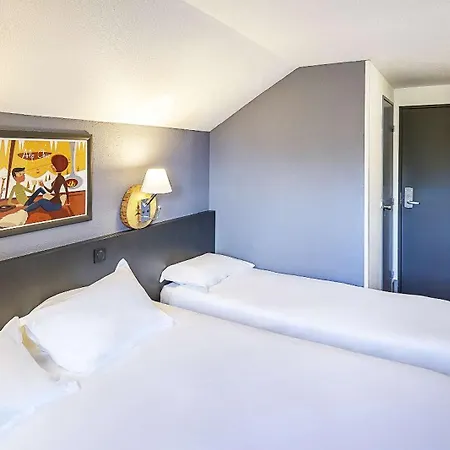 Sure By Western Annecy Hotel 3*
