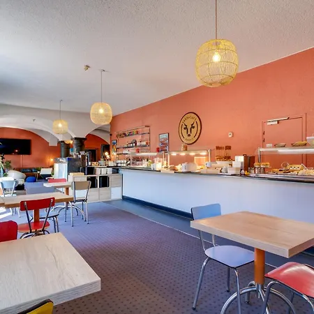 Hotel Sure By Western Annecy
